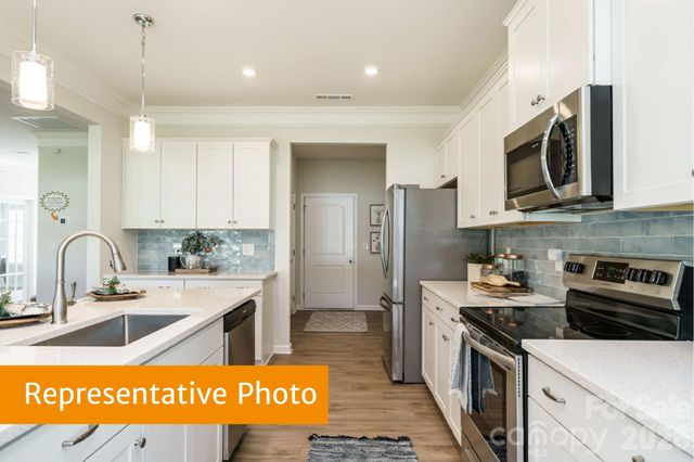 12184 Muscadine Court, Midland, NC 28107