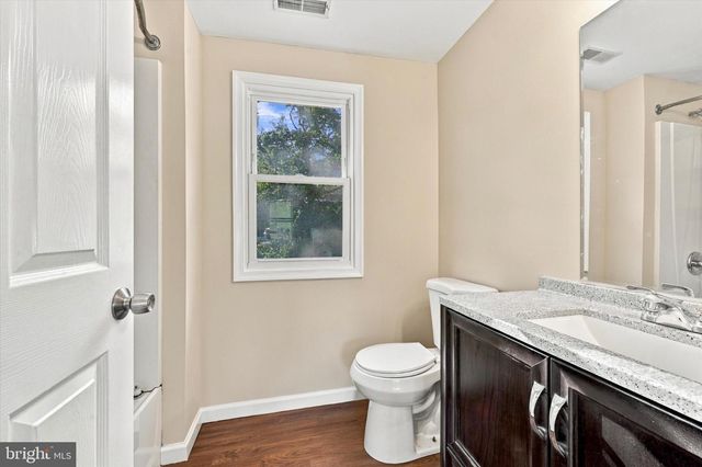 803 MAPLE LN, Aston, PA 19014