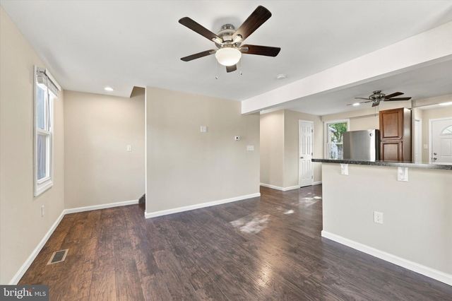 803 MAPLE LN, Aston, PA 19014