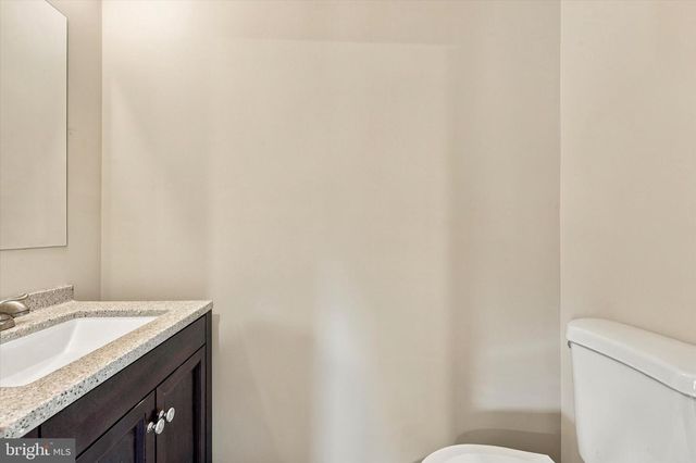 803 MAPLE LN, Aston, PA 19014