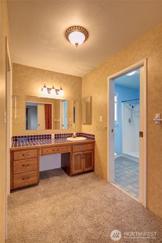 446 Eklund Avenue, Hoquiam, WA 98550