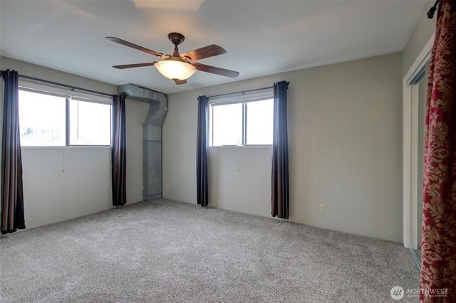 446 Eklund Avenue, Hoquiam, WA 98550