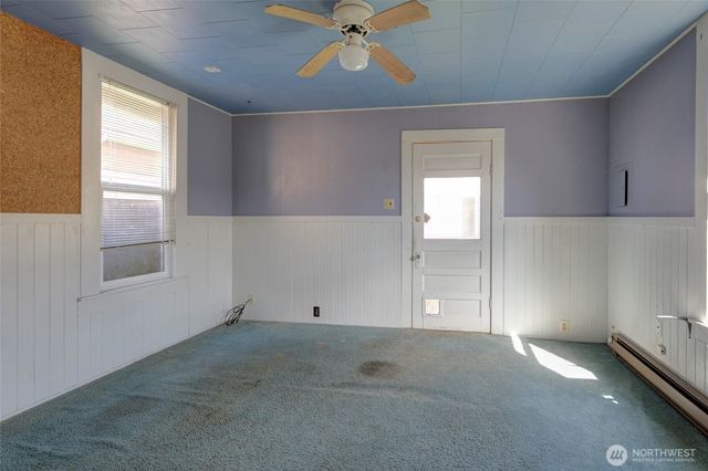 446 Eklund Avenue, Hoquiam, WA 98550