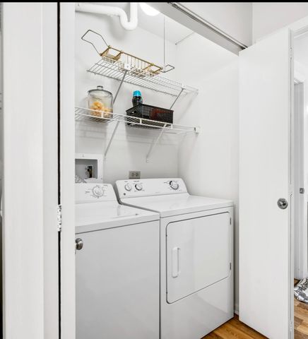 806 Foxworth Boulevard 3A, Lombard, IL 60148