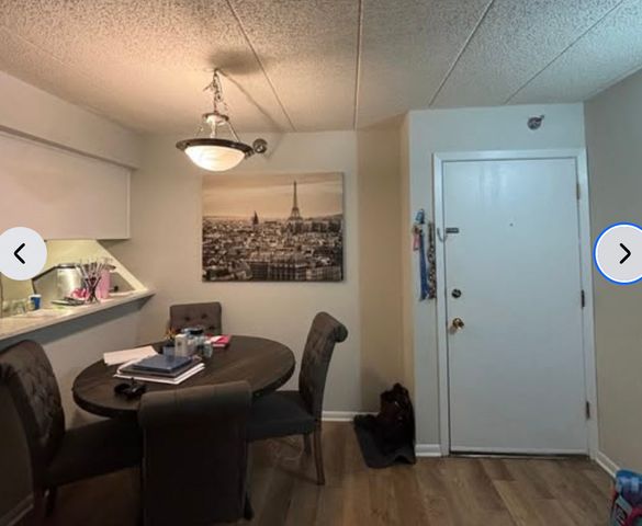 806 Foxworth Boulevard 3A, Lombard, IL 60148