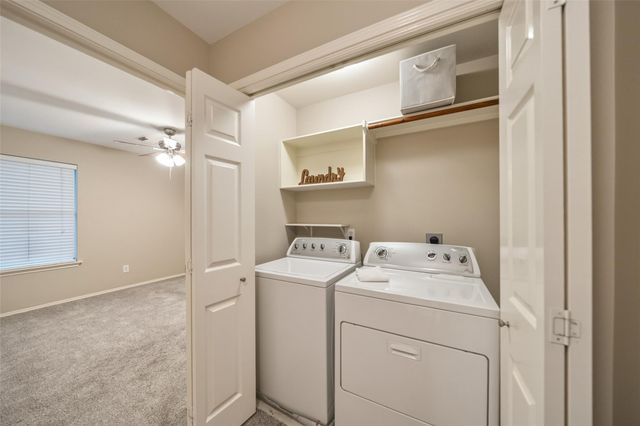 39 Butterfly Branch Place, The Woodlands, TX 77382