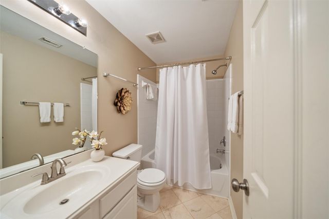 39 Butterfly Branch Place, The Woodlands, TX 77382