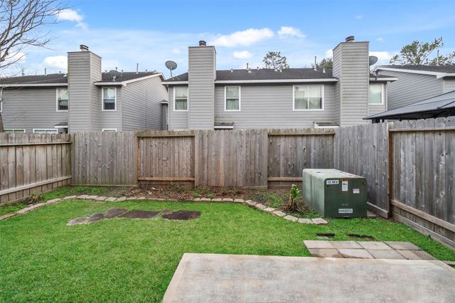 39 Butterfly Branch Place, The Woodlands, TX 77382