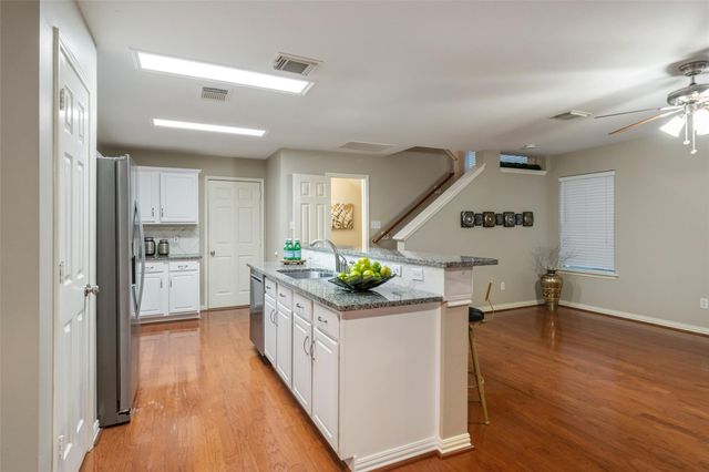 39 Butterfly Branch Place, The Woodlands, TX 77382