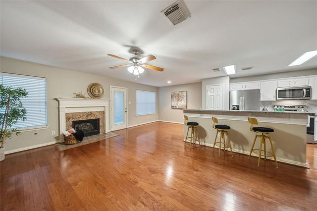 39 Butterfly Branch Place, The Woodlands, TX 77382