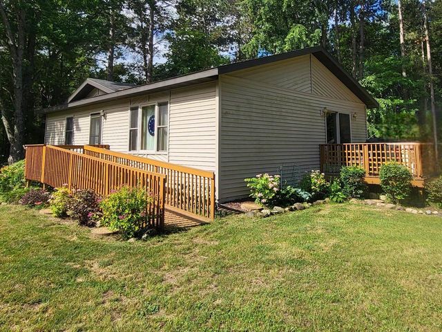 975 County Road Z, Arkdale, WI 54613