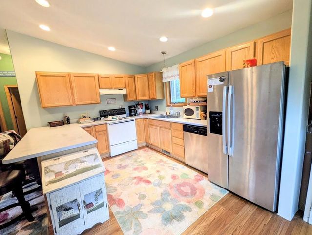 975 County Road Z, Arkdale, WI 54613