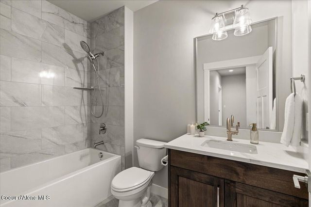 4417 W Hide Away LN, Coeur D'alene, ID 83815