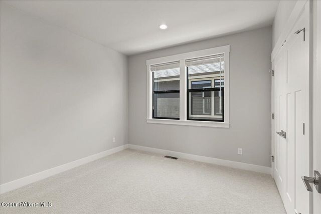 4417 W Hide Away LN, Coeur D'alene, ID 83815