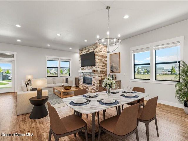 4417 W Hide Away LN, Coeur D'alene, ID 83815