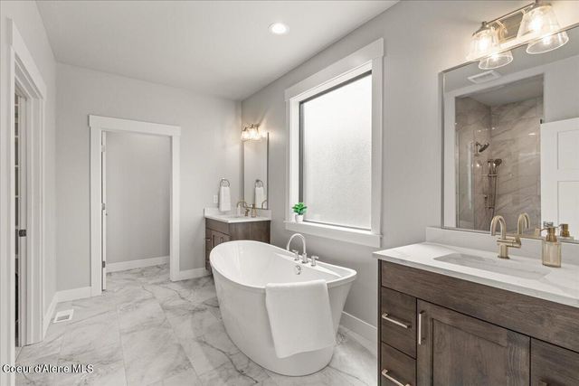 4417 W Hide Away LN, Coeur D'alene, ID 83815