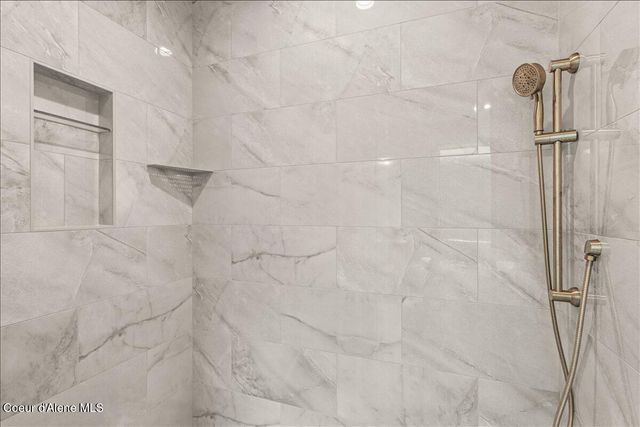 4417 W Hide Away LN, Coeur D'alene, ID 83815