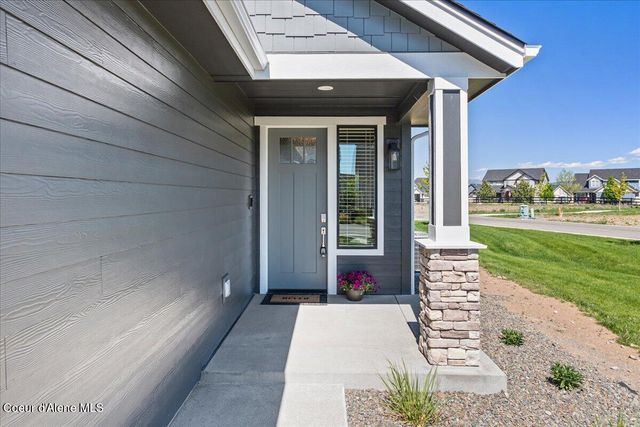 4417 W Hide Away LN, Coeur D'alene, ID 83815