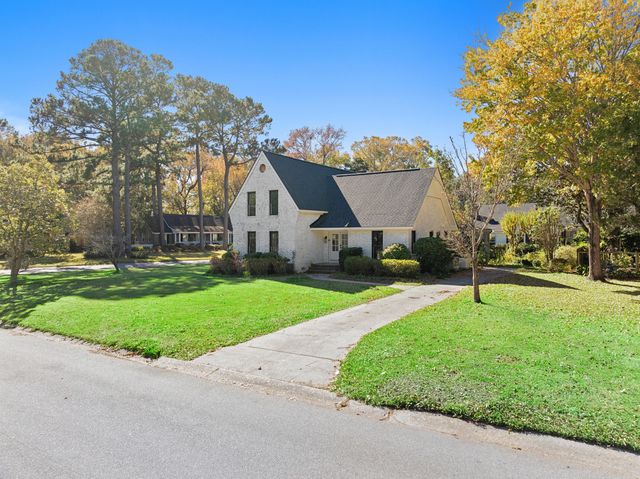 957 Regatta Road, Charleston, SC 29412