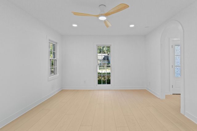 957 Regatta Road, Charleston, SC 29412