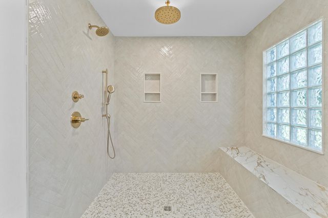 957 Regatta Road, Charleston, SC 29412