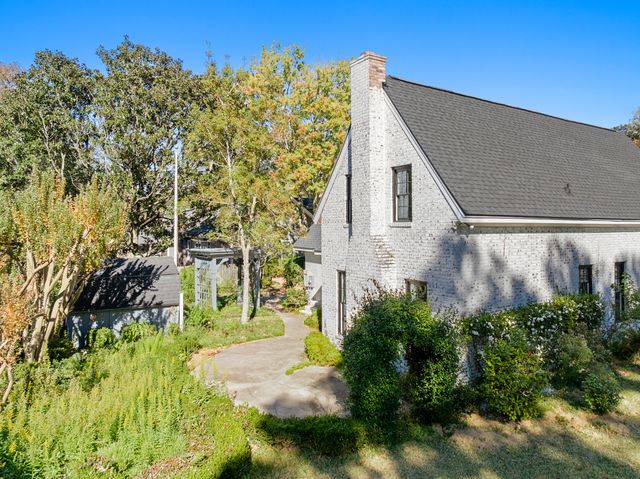 957 Regatta Road, Charleston, SC 29412