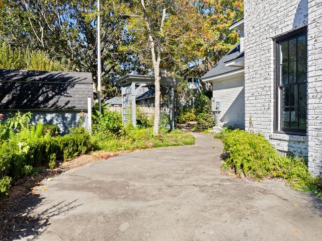957 Regatta Road, Charleston, SC 29412