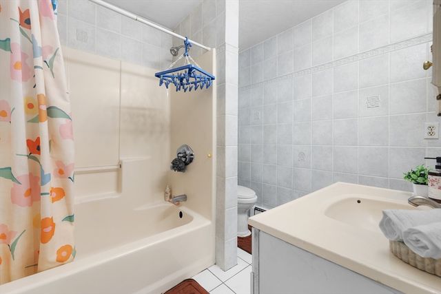 56 Odonnell Ave, Shrewsbury, MA 01545