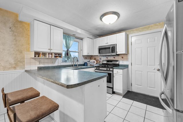 56 Odonnell Ave, Shrewsbury, MA 01545