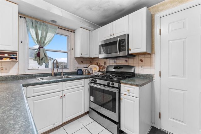 56 Odonnell Ave, Shrewsbury, MA 01545