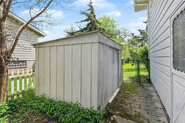 1331 Grant Drive, Parma, OH 44134