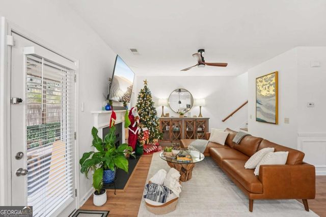 218 Haleys Court, Woodstock, GA 30188