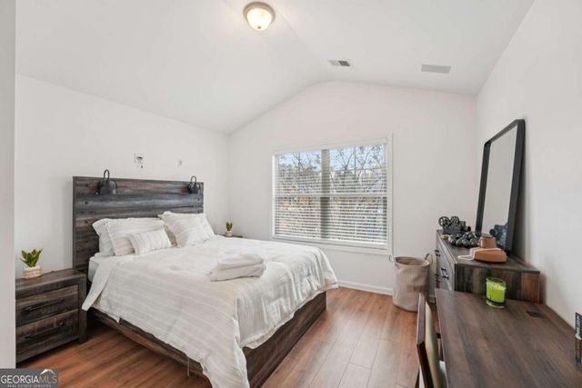 218 Haleys Court, Woodstock, GA 30188