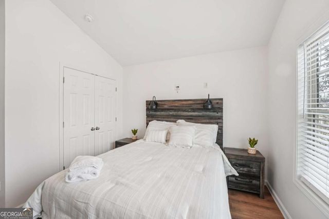 218 Haleys Court, Woodstock, GA 30188