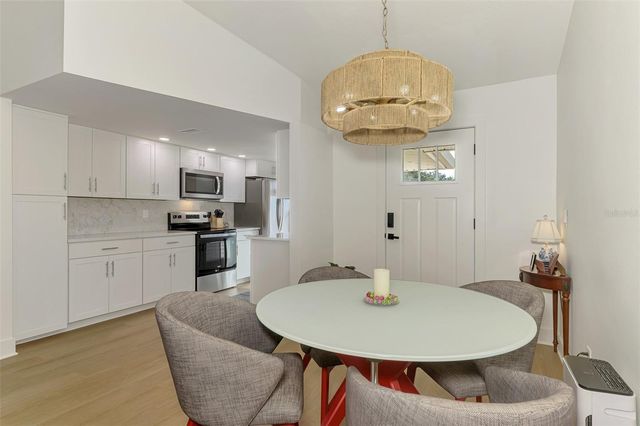 812 GARLAND AVENUE, Nokomis, FL 34275