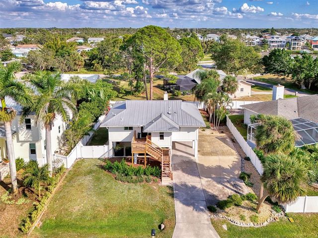 812 GARLAND AVENUE, Nokomis, FL 34275