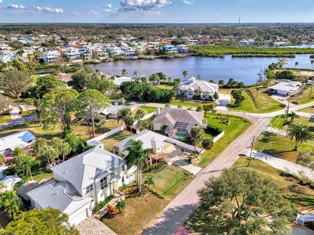 812 GARLAND AVENUE, Nokomis, FL 34275