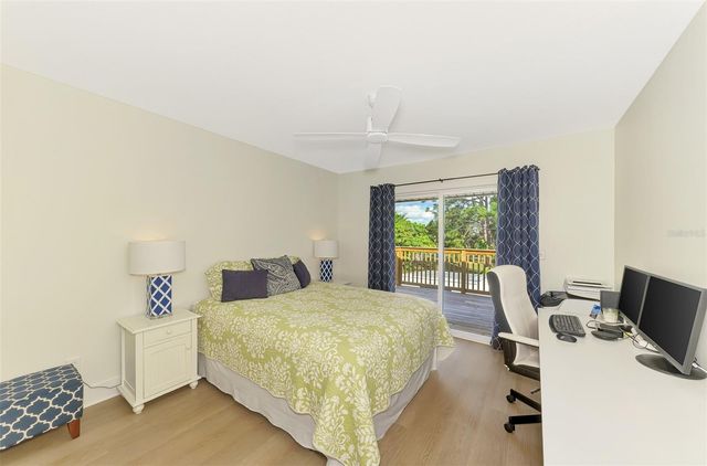 812 GARLAND AVENUE, Nokomis, FL 34275