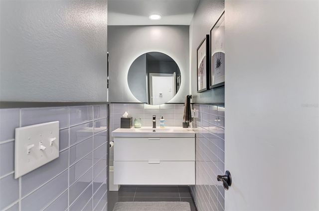 812 GARLAND AVENUE, Nokomis, FL 34275