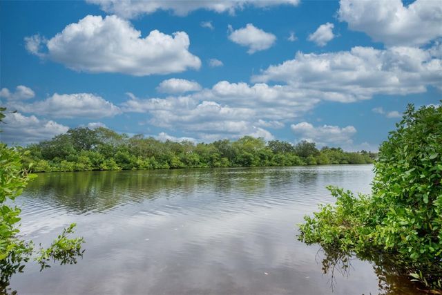 812 GARLAND AVENUE, Nokomis, FL 34275