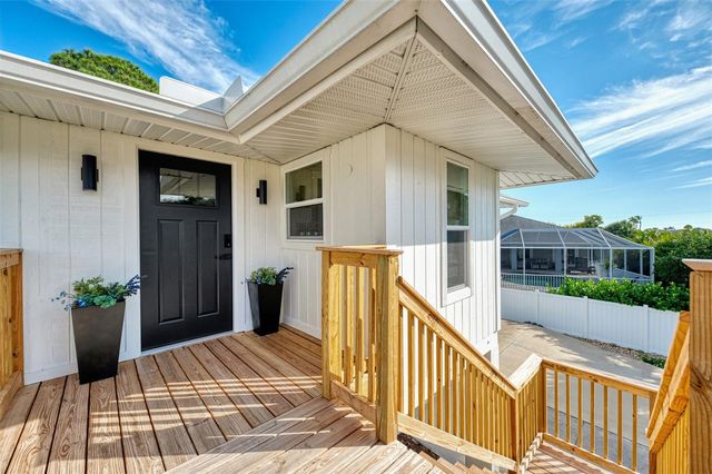 812 GARLAND AVENUE, Nokomis, FL 34275