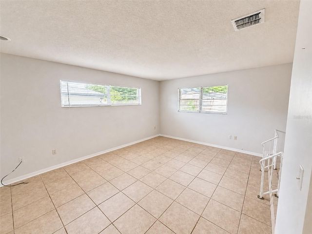 621 ASHBERRY LANE, Altamonte Springs, FL 32714