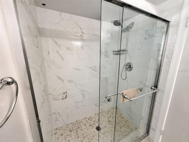 621 ASHBERRY LANE, Altamonte Springs, FL 32714