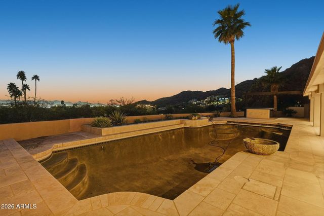 4021 E LAMAR Road, Paradise Valley, AZ 85253