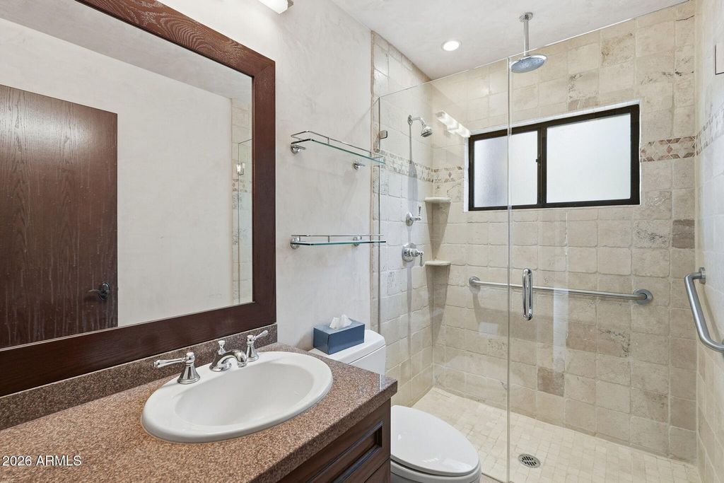 Image 24 of property listing at 4021 E LAMAR Road, Paradise Valley, AZ 85253