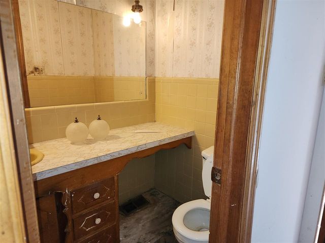 11704 E Gore Blvd, Lawton, OK 73501