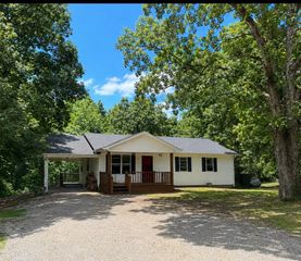 193A A W Schmidt Rd, Tennessee Ridge, TN 37178