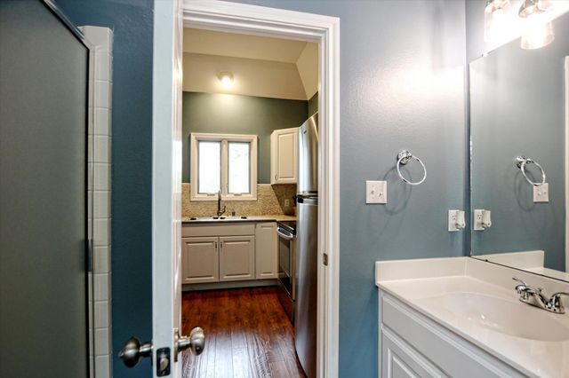 425 Patricia RD, Georgetown, TX 78628