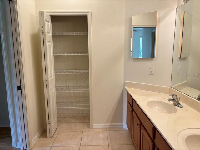 229 SHELL FALLS DRIVE, Apollo Beach, FL 33572