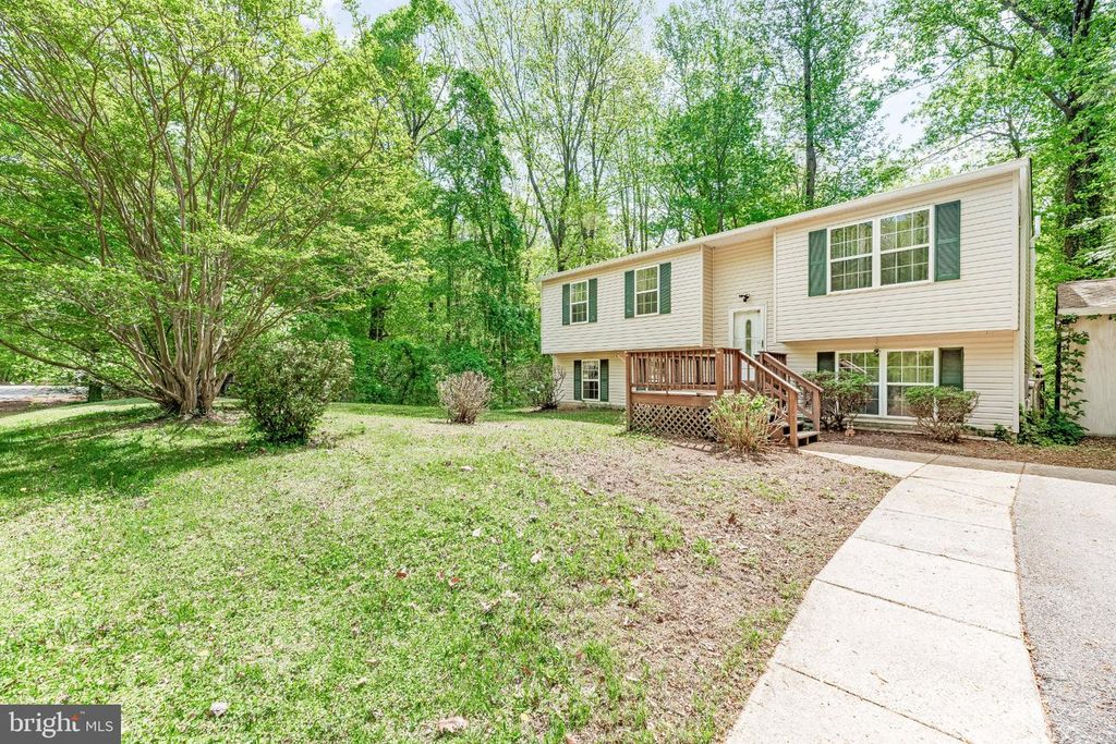 Image 2 of property listing at 3035 MANDELA CT, Port Republic, MD 20676